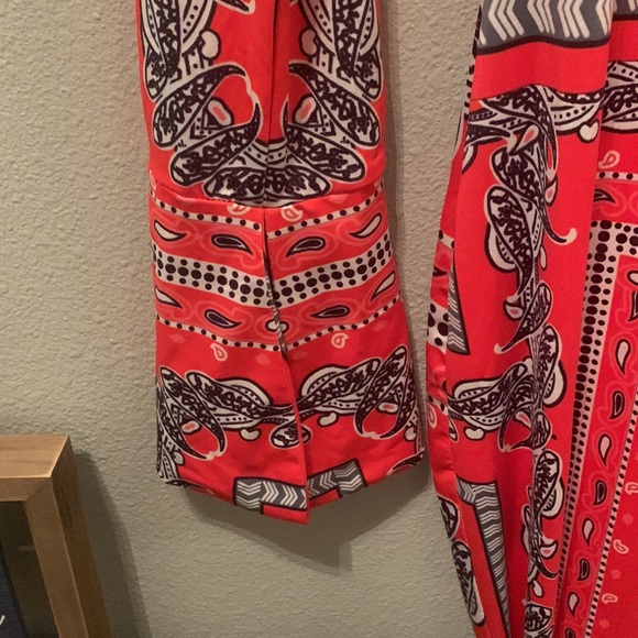 Very unique one piece jumpsuit no brand - Picture 4 of 5